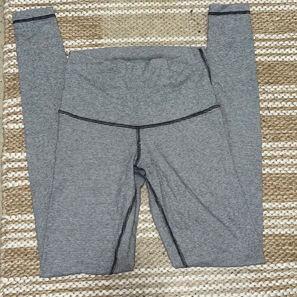 LULULEMON leggings - Picture 1 of 3